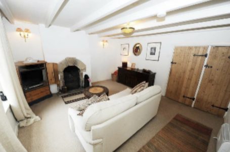 Lounge Before